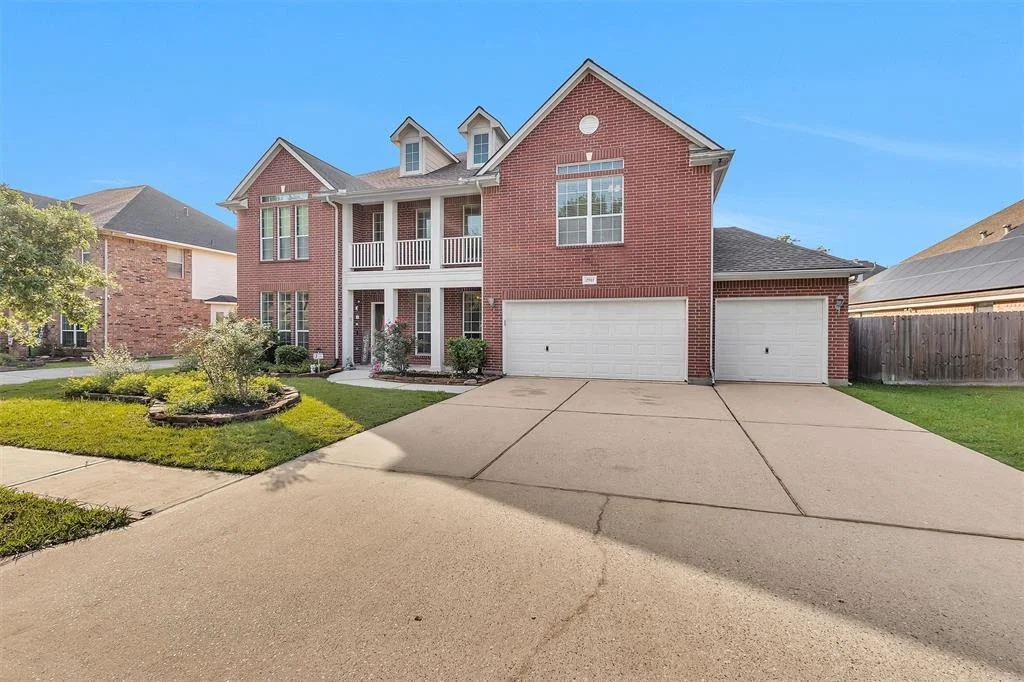 Photo of 2911 E Lake Falls Circle