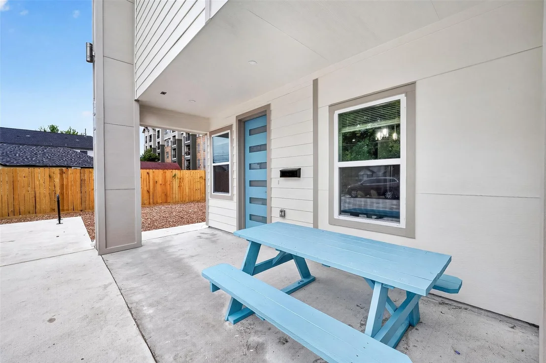 Photo of 2826 Drew Street