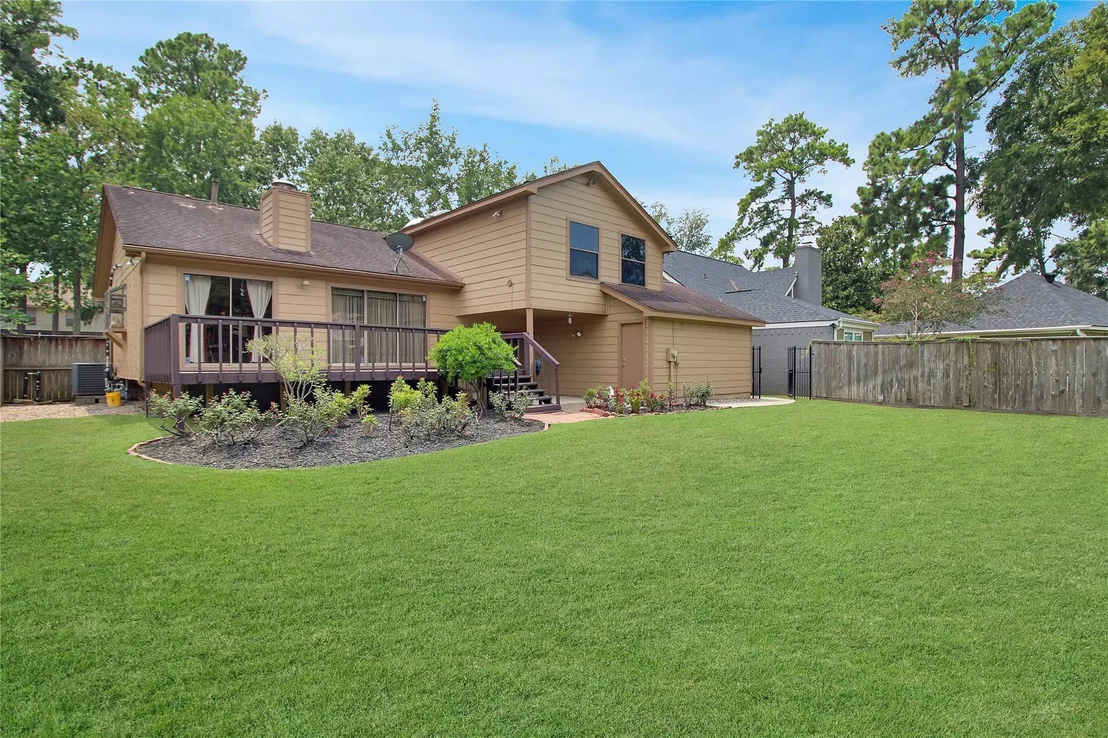 Photo of 19538 Enchanted Oaks Drive