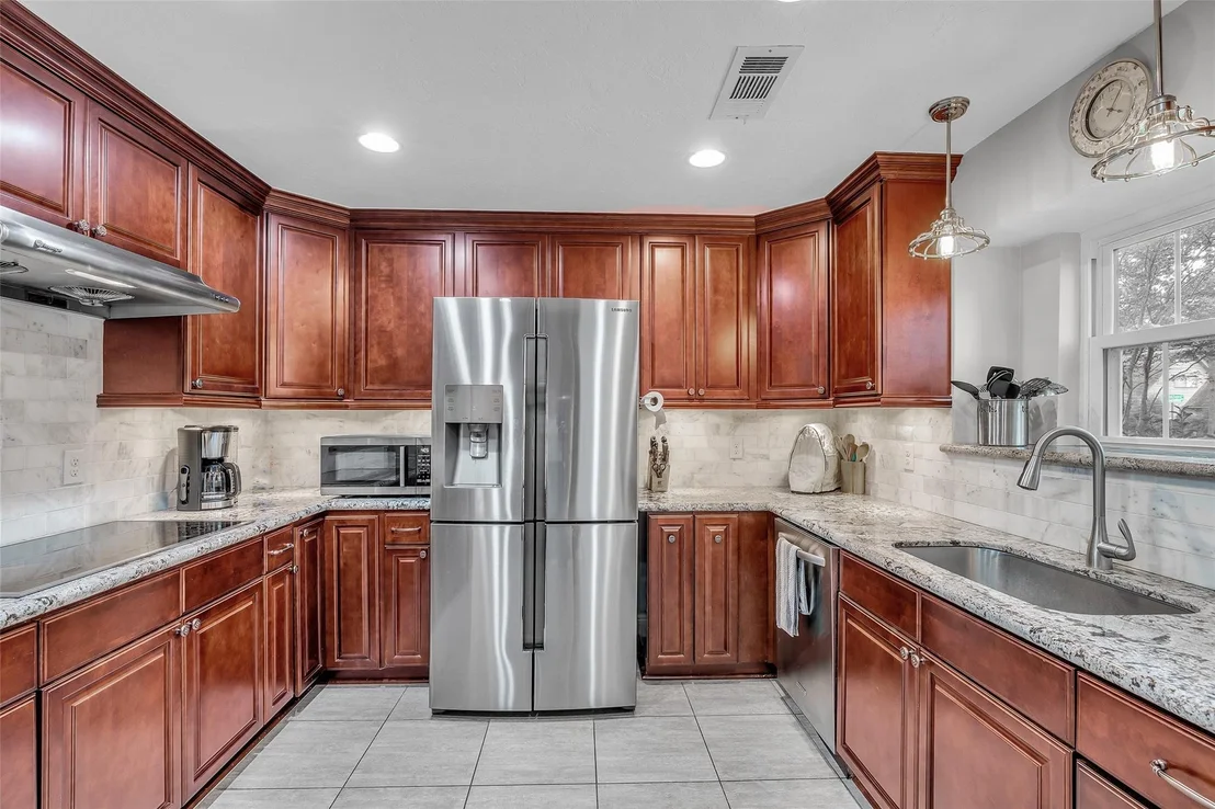 Photo of 18019 Shadow Valley Drive
