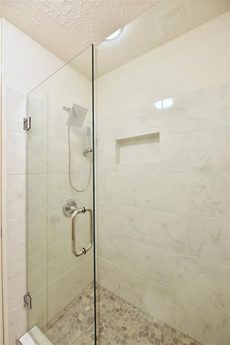 Photo of 16007 Ridgegreen Drive
