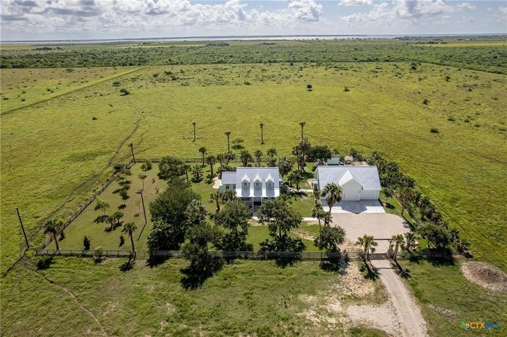 Photo of 24135 State Highway 172