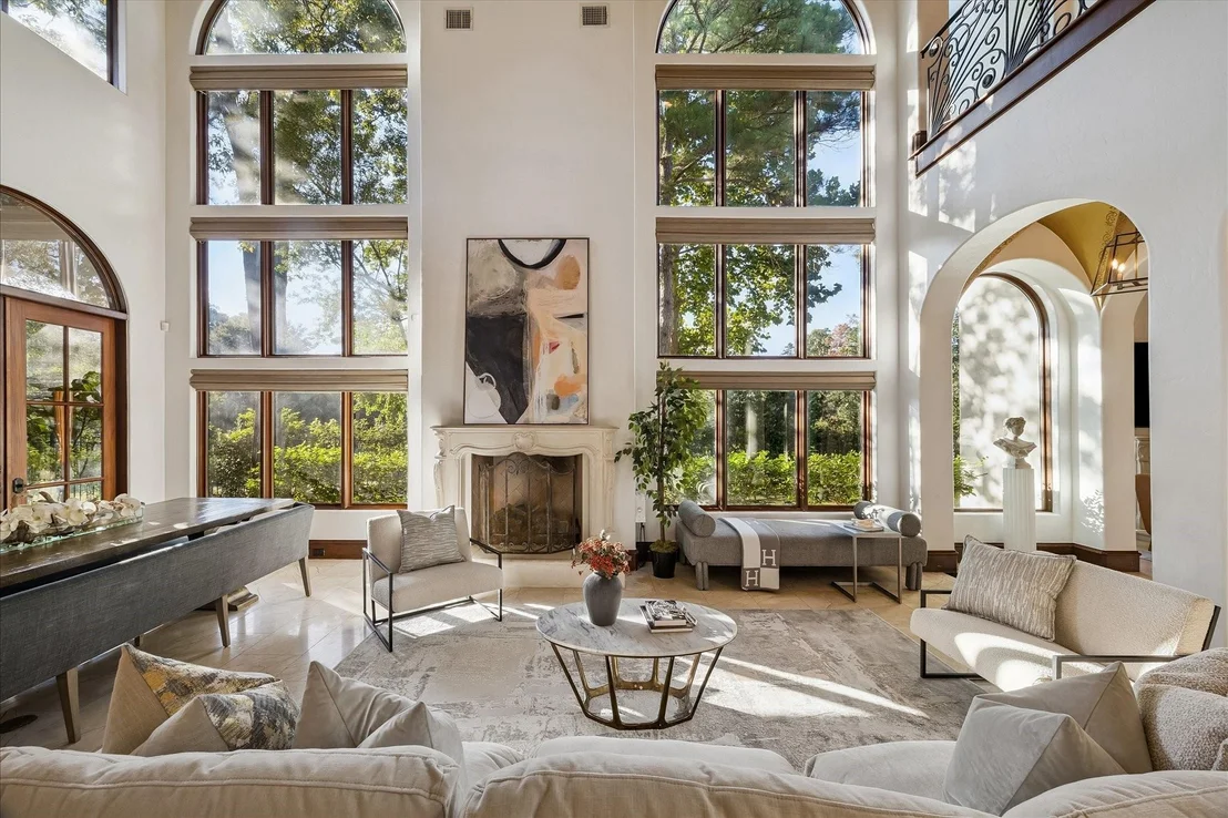 Photo of 6 N Fazio Way