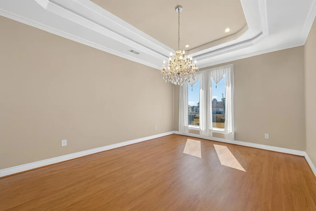 Photo of 2242 Marina Way