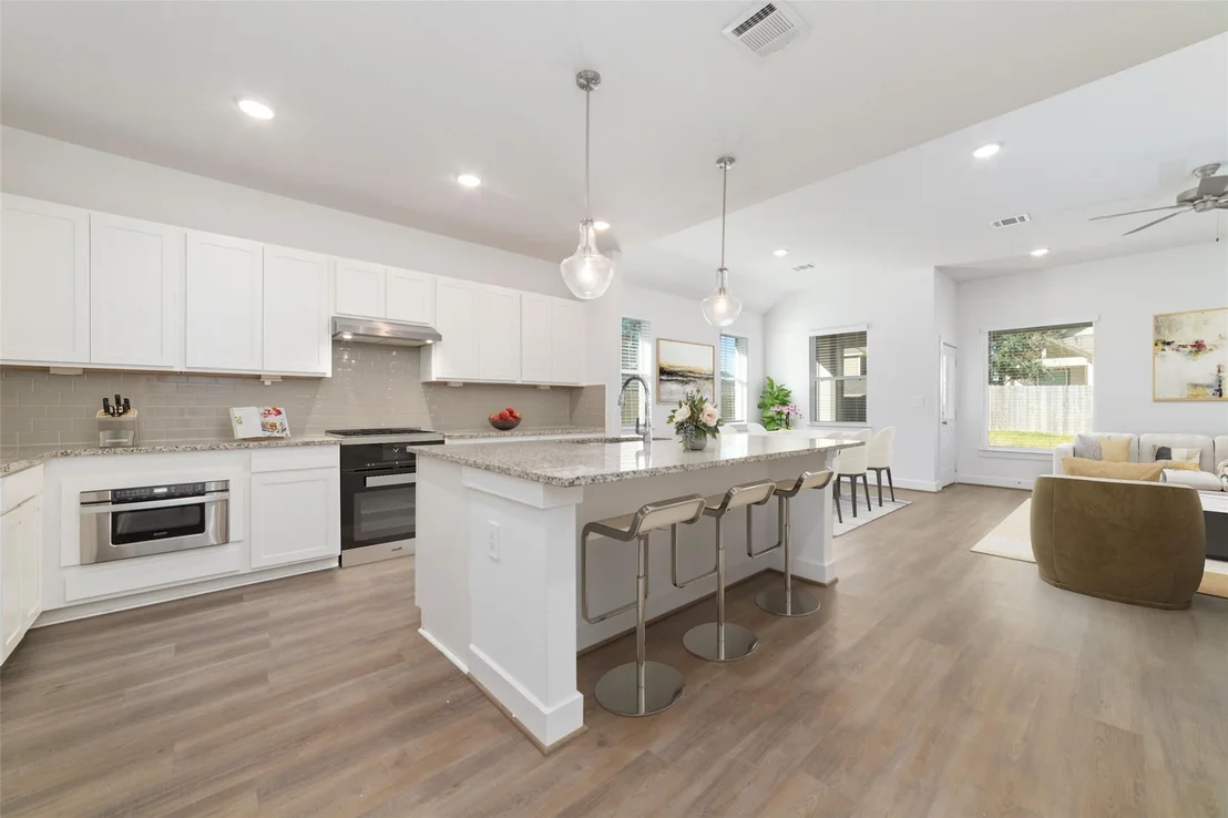 Photo of 919 Golden Willow Lane