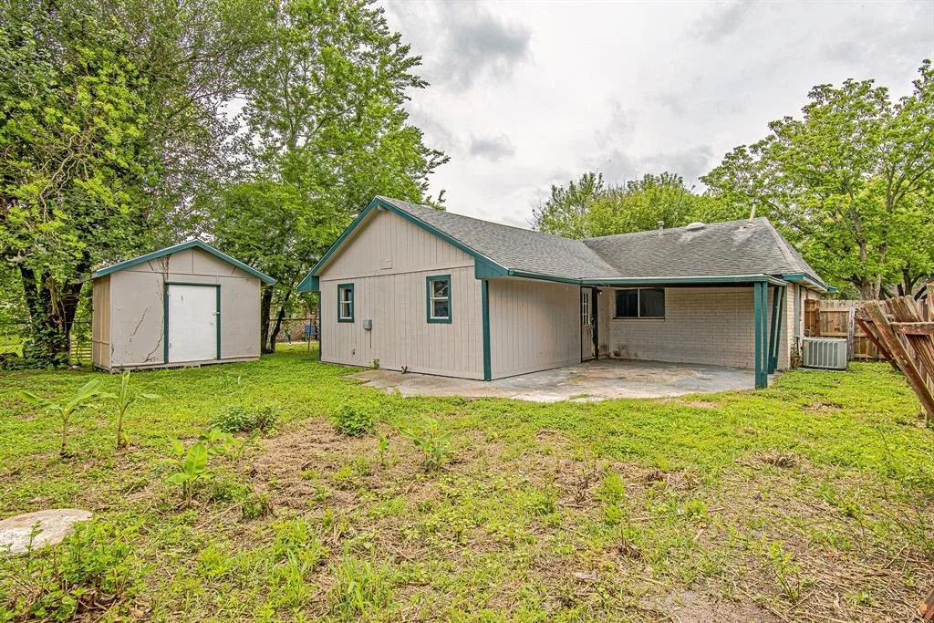 Photo of 1006 Fruitvale Drive