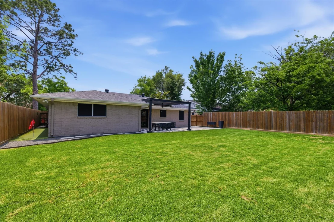 Photo of 8526 Cedel Drive