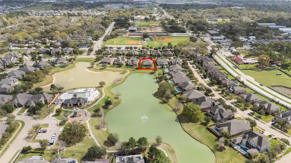 Photo of 5811 Green Meadows Lane