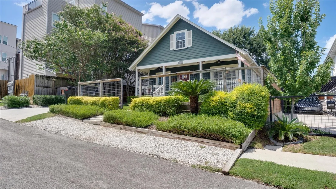 Photo of 1012 Edwards Street
