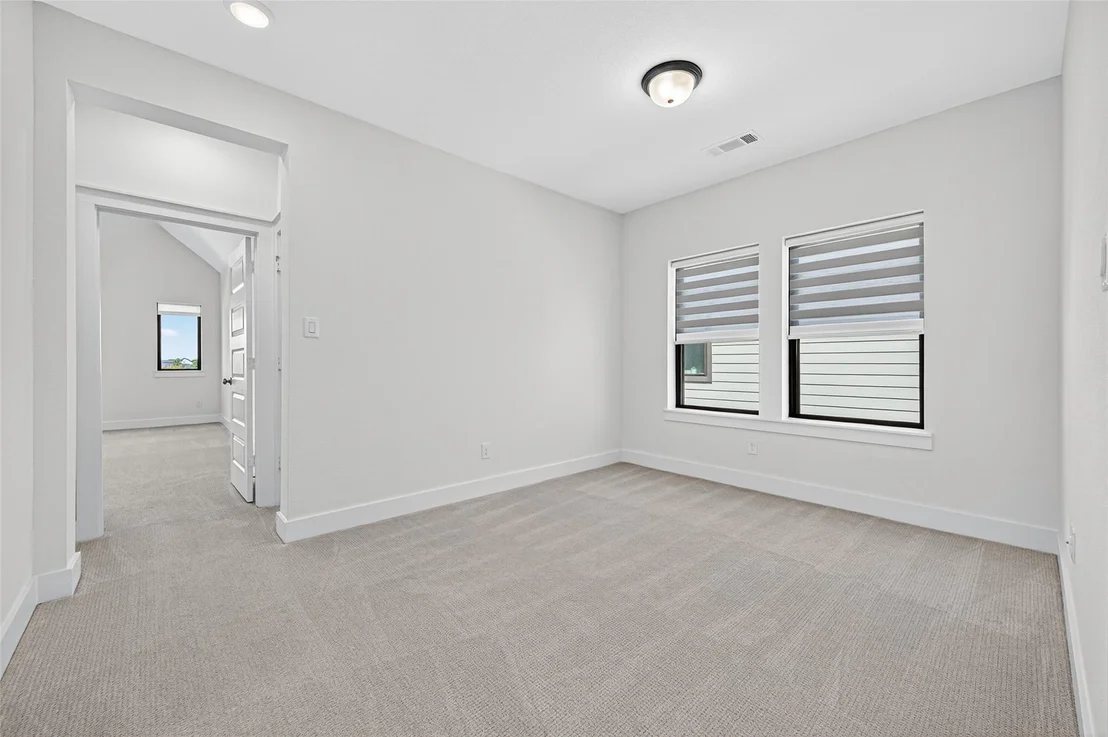 Photo of 15118 Tenacious Drive