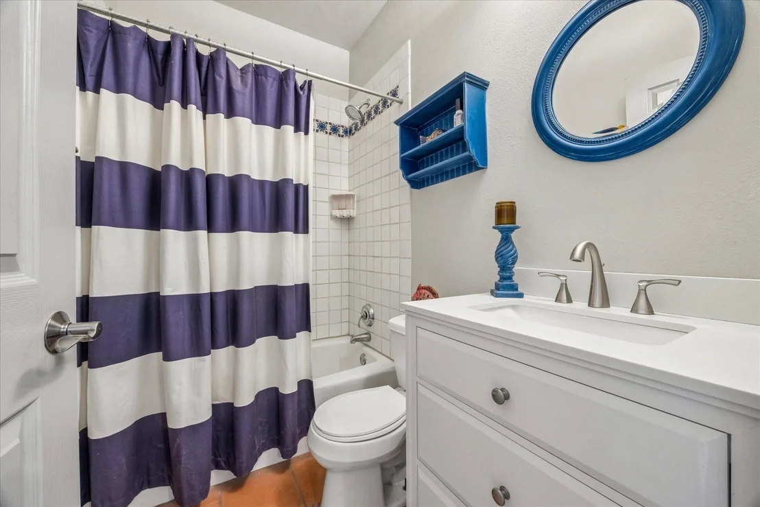 Photo of 511 Chimney Cove Drive