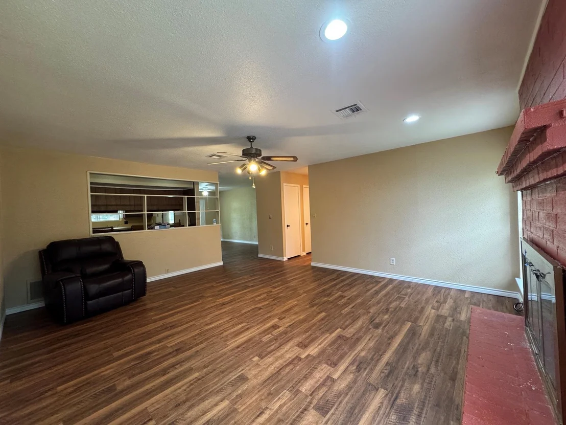 Photo of 1609 Forrest Drive