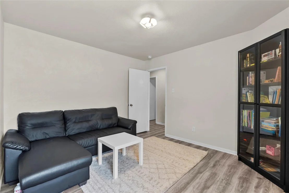 Photo of 3323 Thicket Path Way