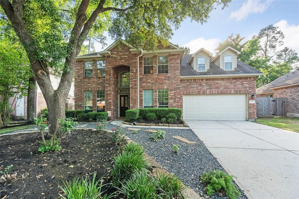 Photo of 147 S Evangeline Oaks Circle