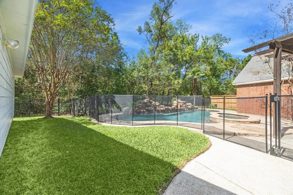 Photo of 35 Shady Pond Place