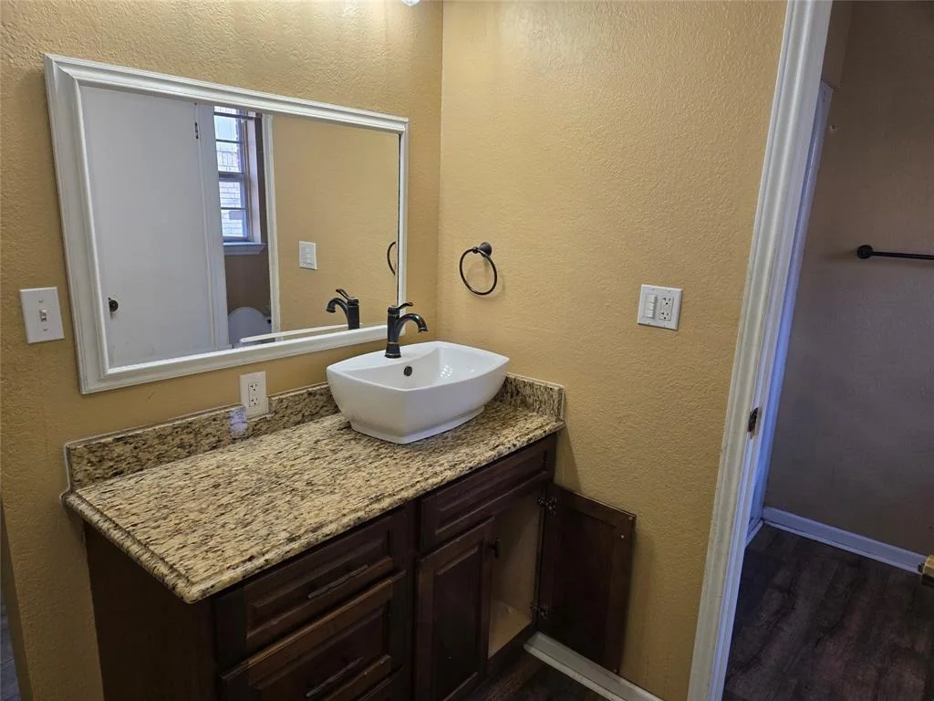 Photo of 1504 Renee Street