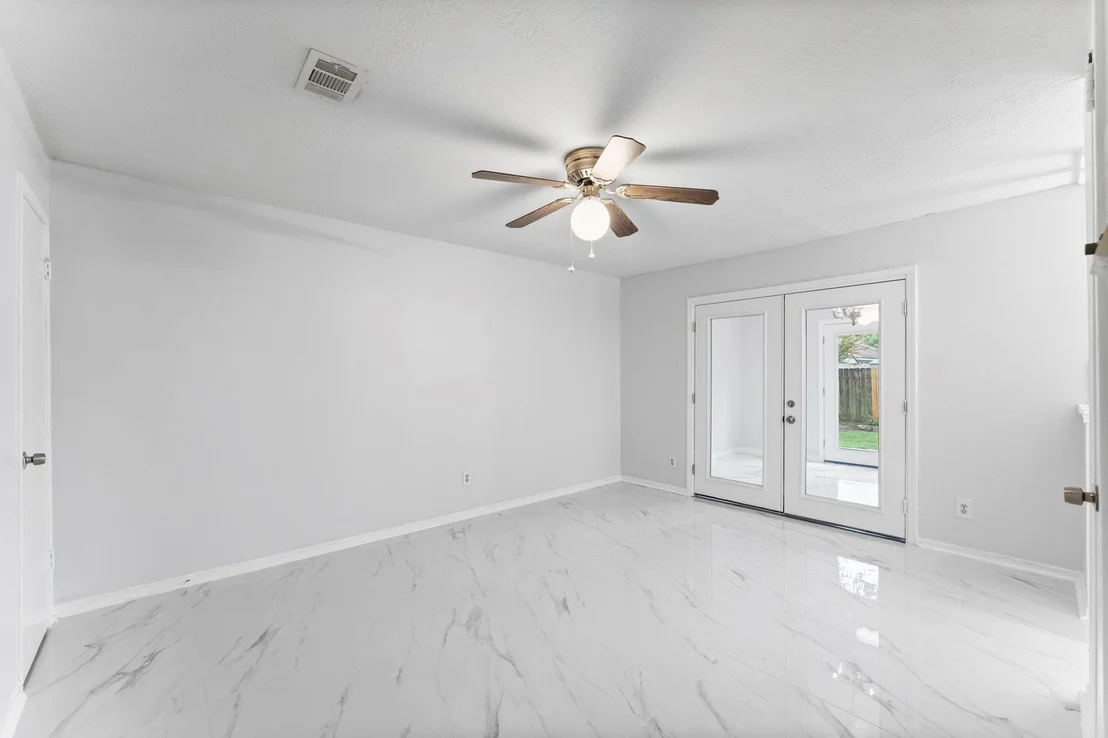Photo of 606 Pinebrook Lane
