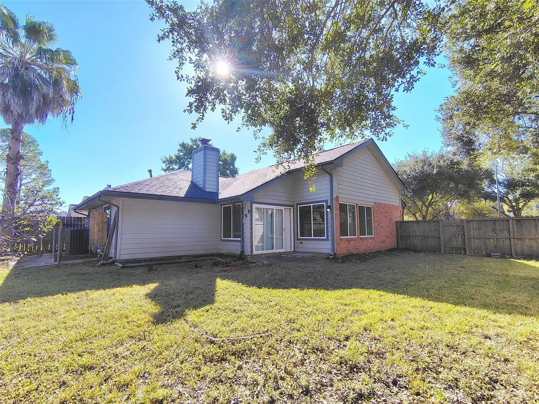 Photo of 4403 Waterfall Way