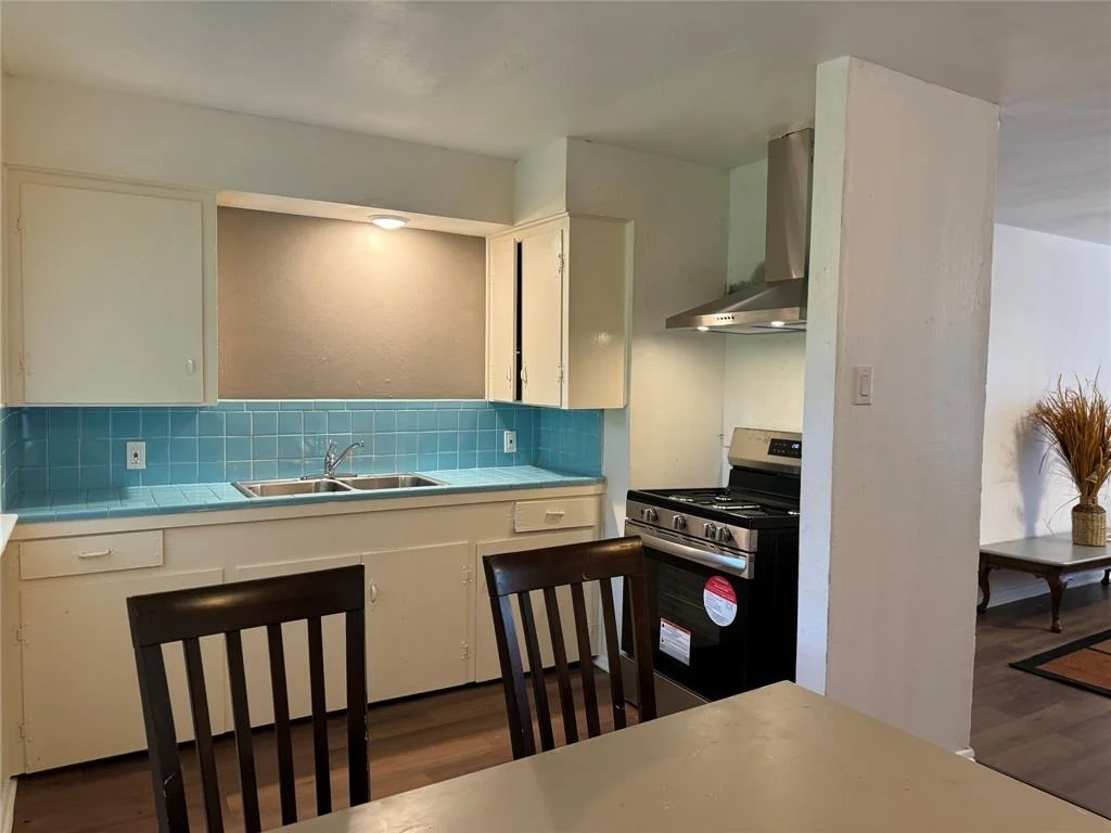 Photo of 5429 Denmark Street