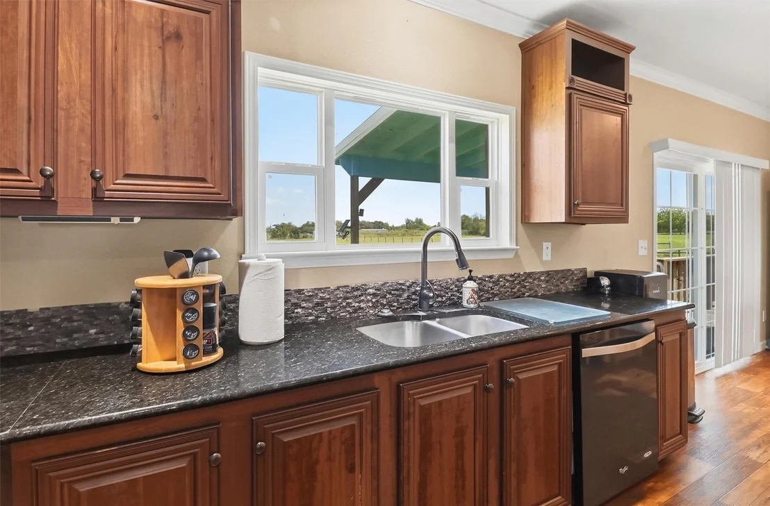 Photo of 32818 Rogers Road