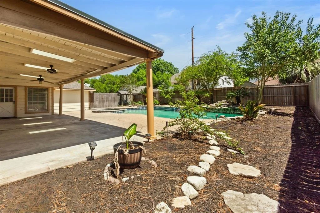 Photo of 18318 Mahogany Forest Drive