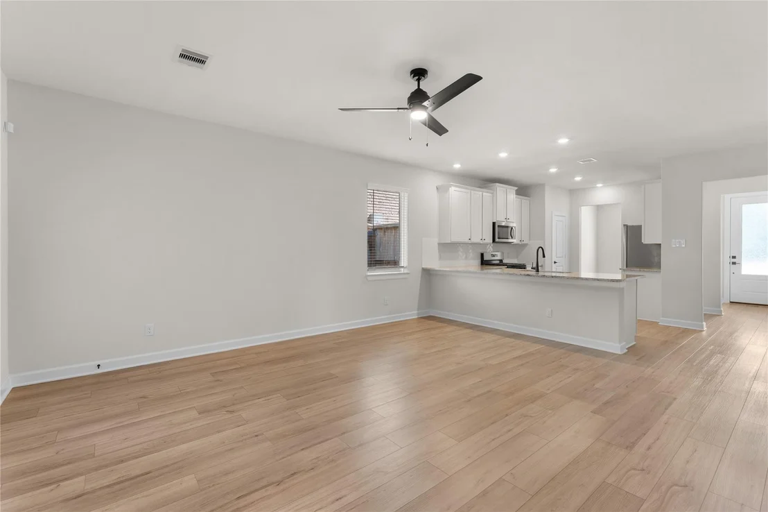 Photo of 6167 White Spruce Drive