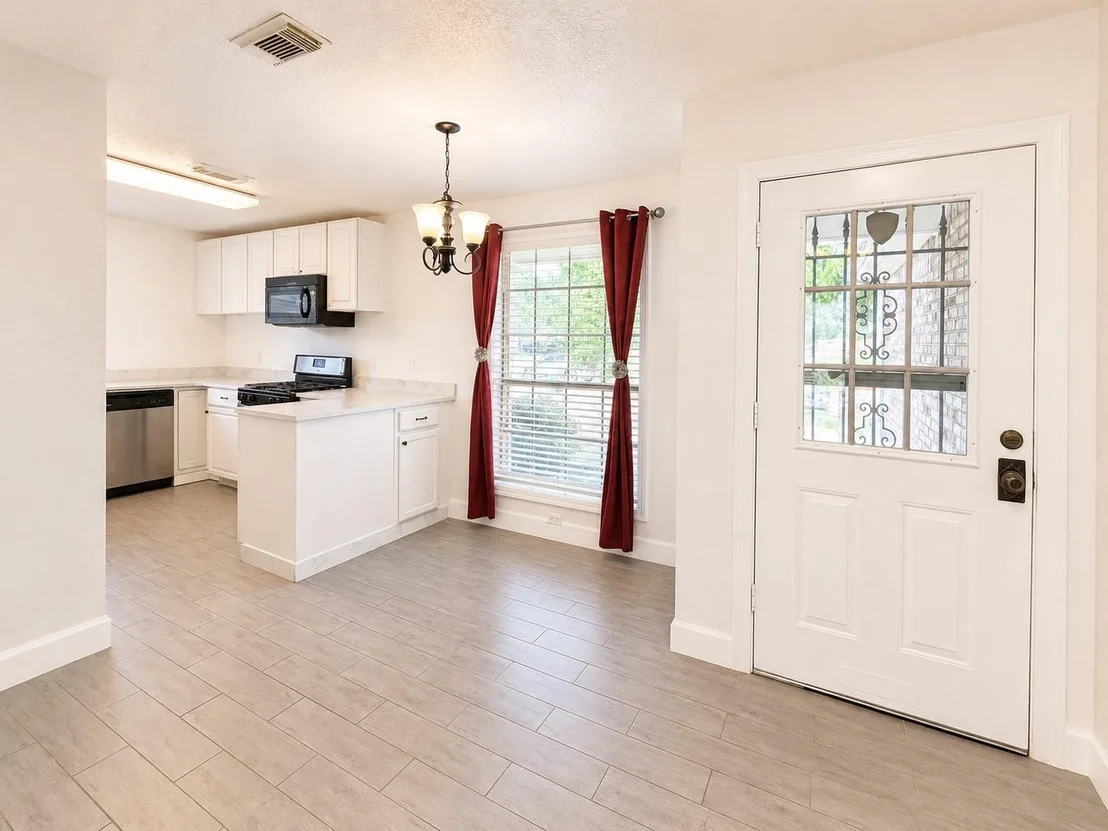 Photo of 7102 Pheasant Grove Drive