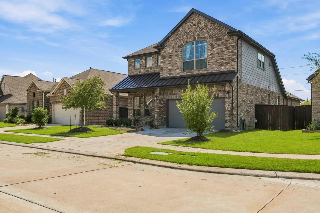 Photo of 4510 Peloton Road