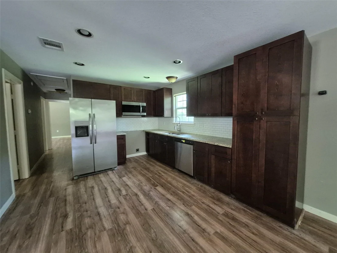 Photo of 6197 County Road 2252