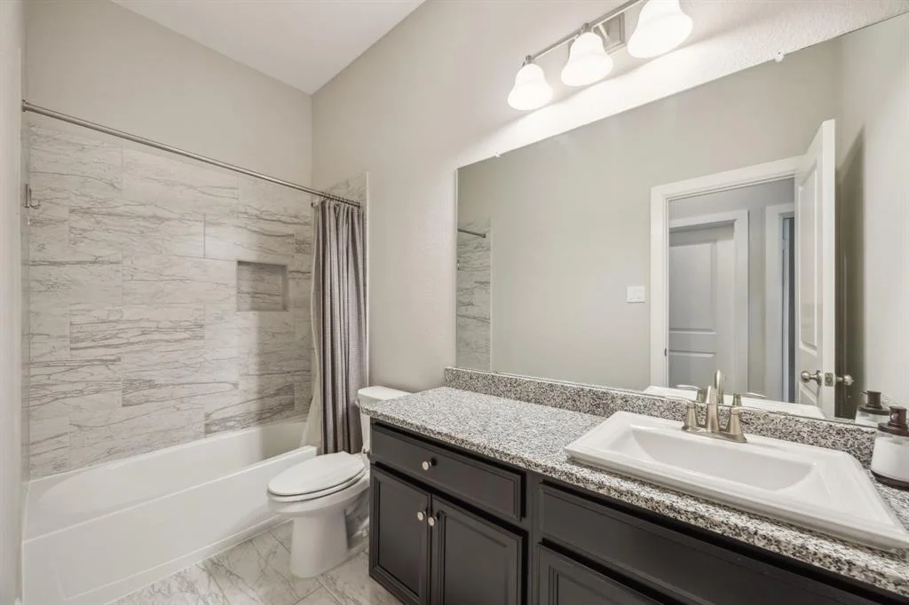 Photo of 3820 Hawthorn Shadow Court