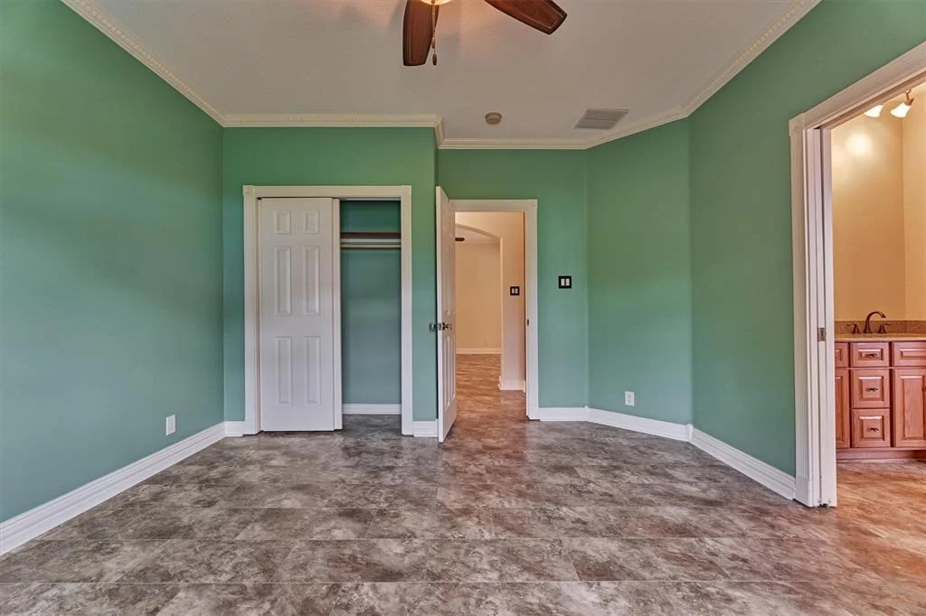 Photo of 10892 Bourbon Street
