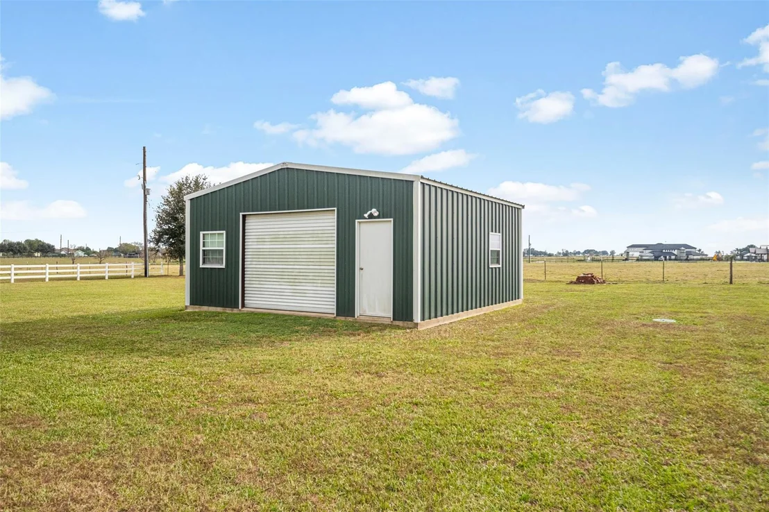 Photo of 32027 Meadow View Lane