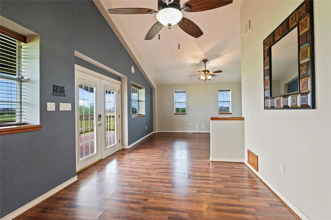 Photo of 10110 County Road 67