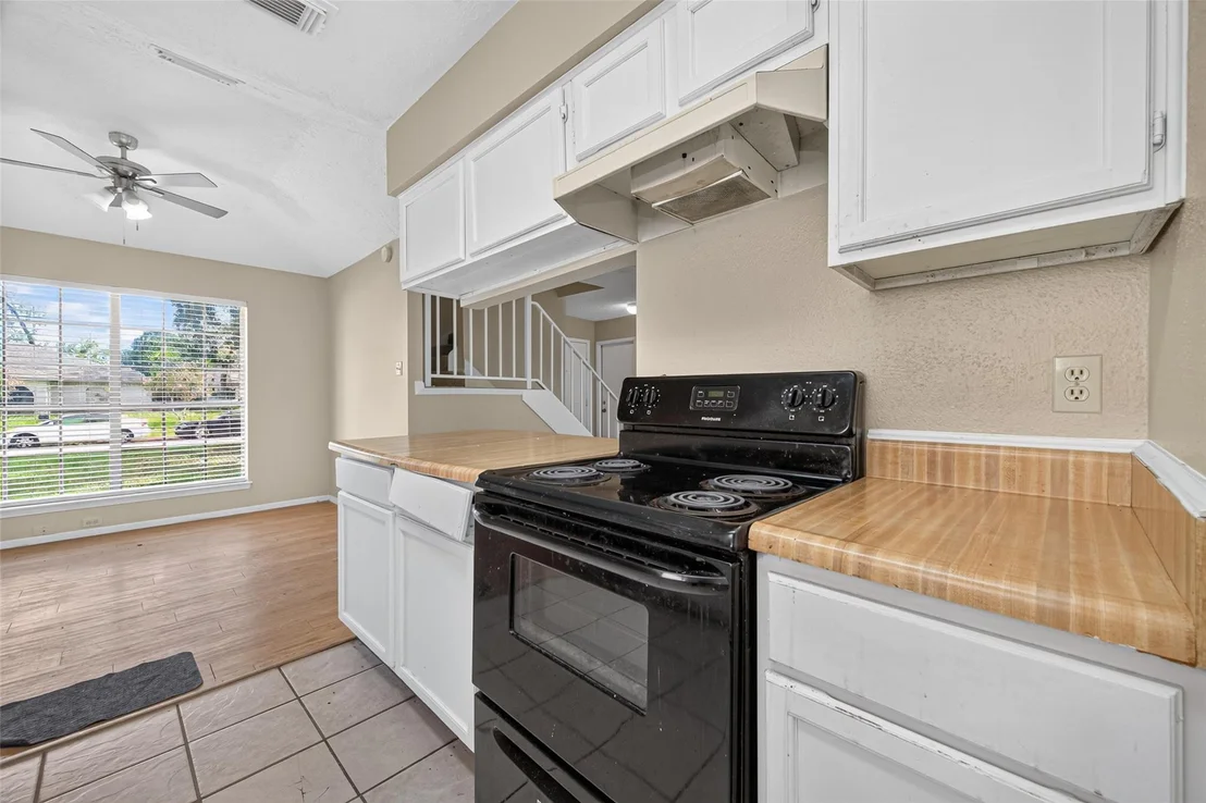 Photo of 18526 Lippizaner Drive