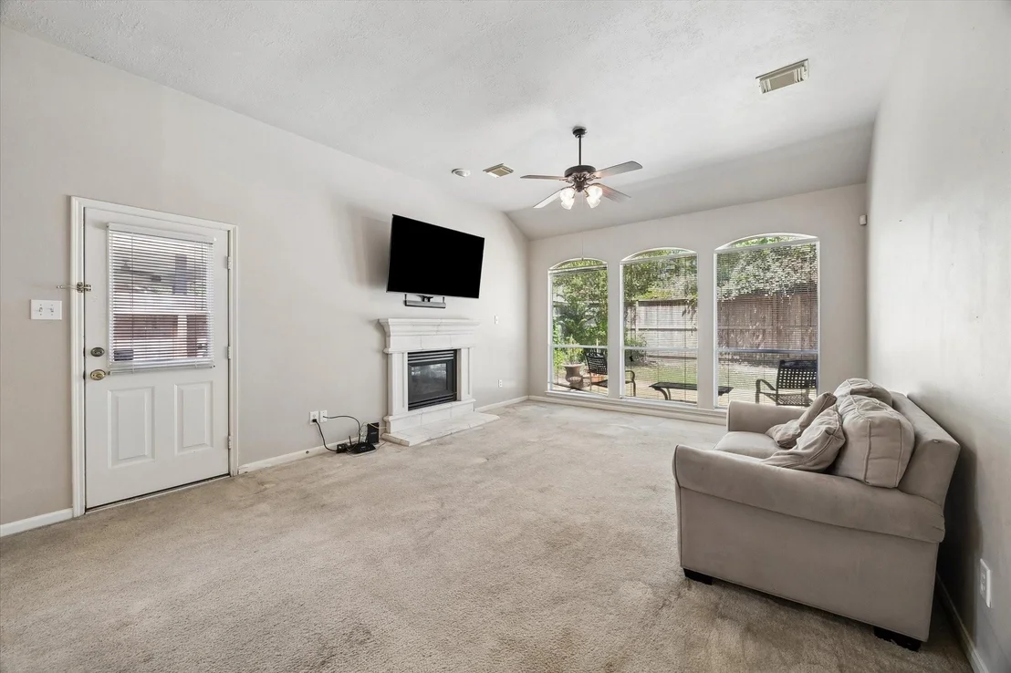 Photo of 7906 Sinfonia Drive