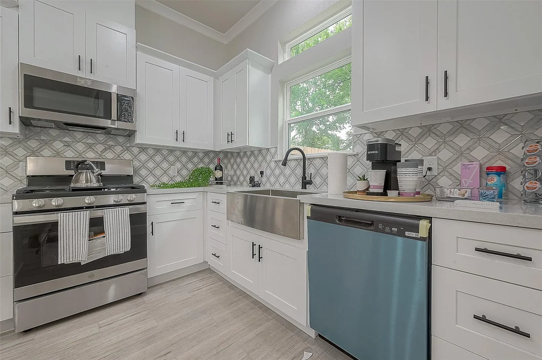 Photo of 7108 Saint Augustine Street