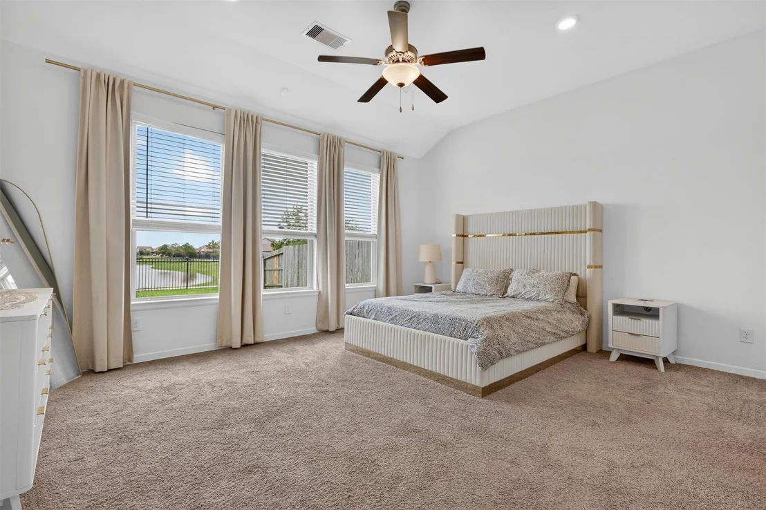 Photo of 4822 Chestnut Valley Lane