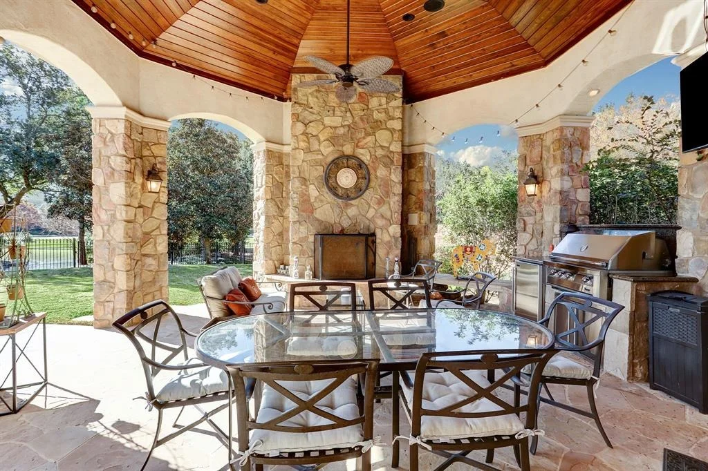 Photo of 11639 Versailles Lakes Lane