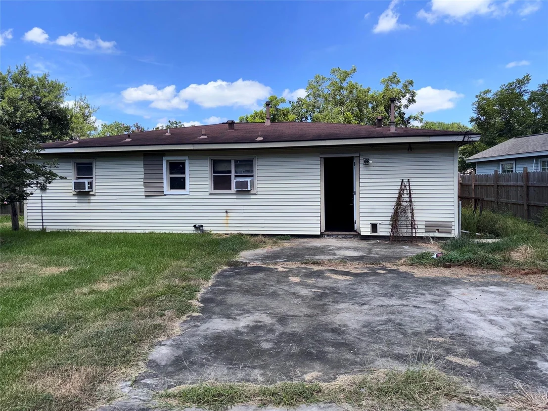 Photo of 715 Nell Street