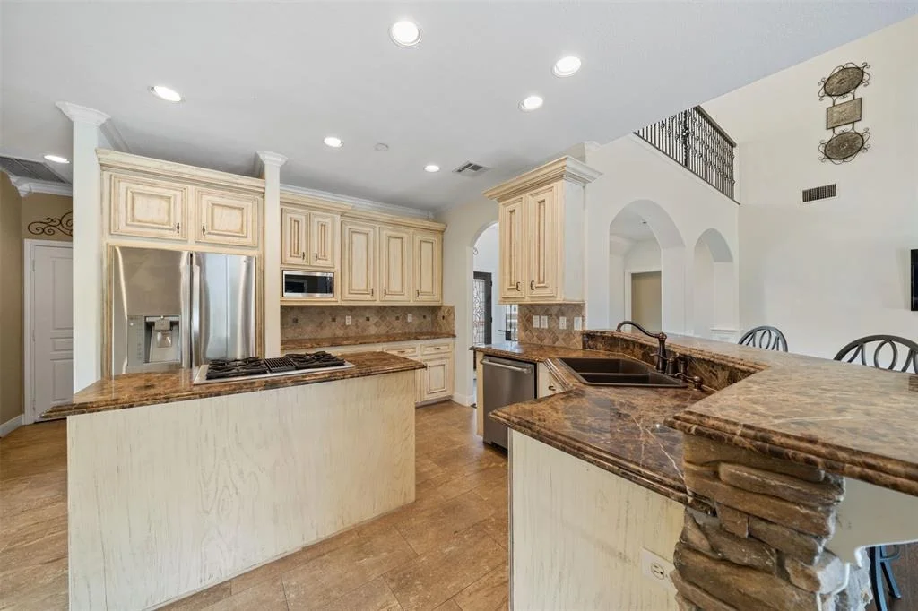 Photo of 76 Sarasota Circle N