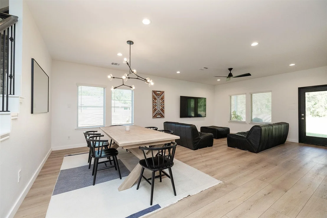 Photo of 2819 Roman Forest Boulevard