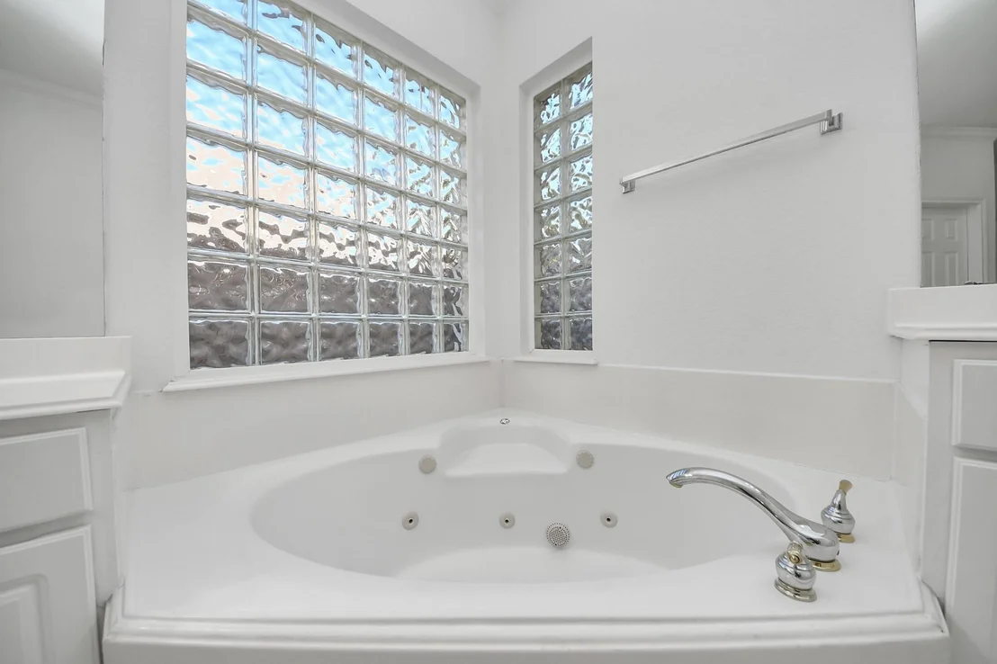 Photo of 20111 Biscayne Hill Court