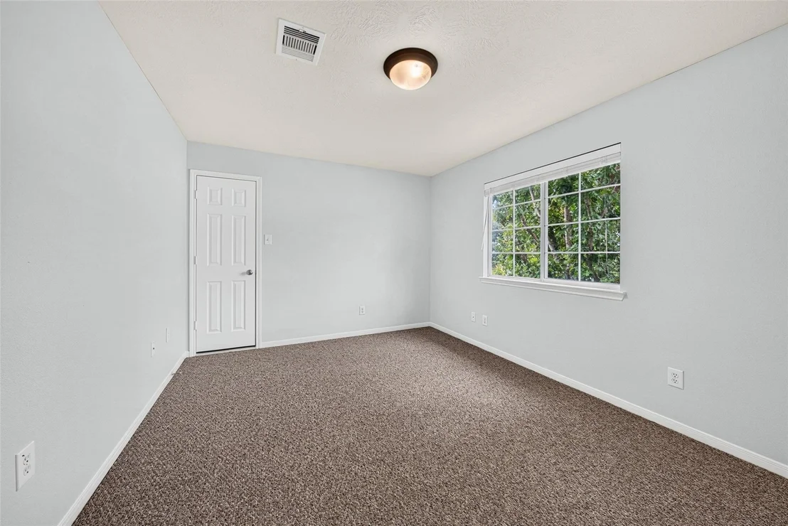 Photo of 11023 Leigh Woods Drive