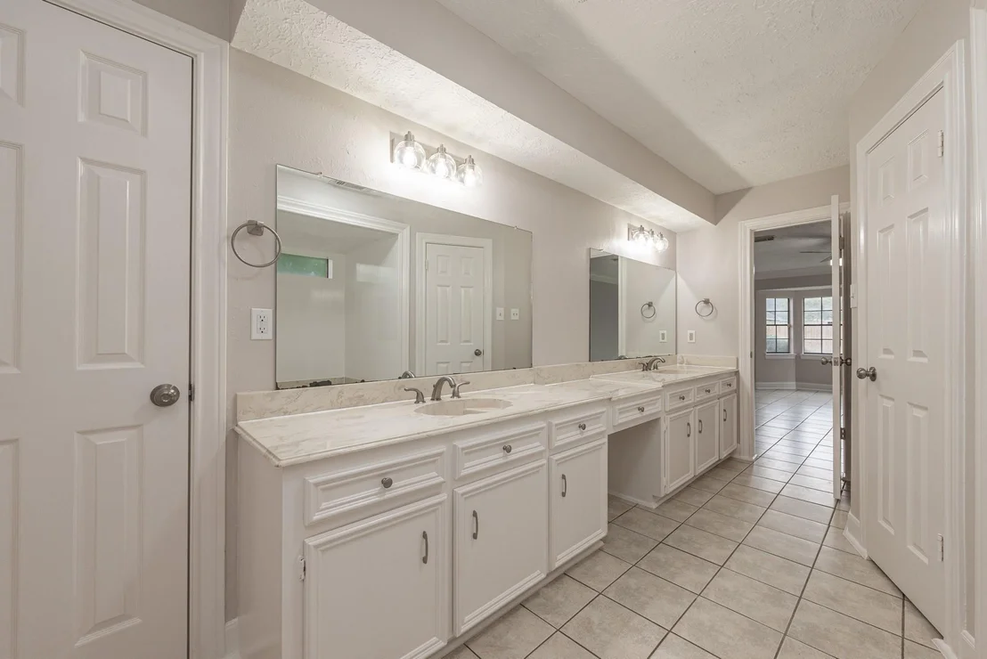 Photo of 8019 Beaufort Drive