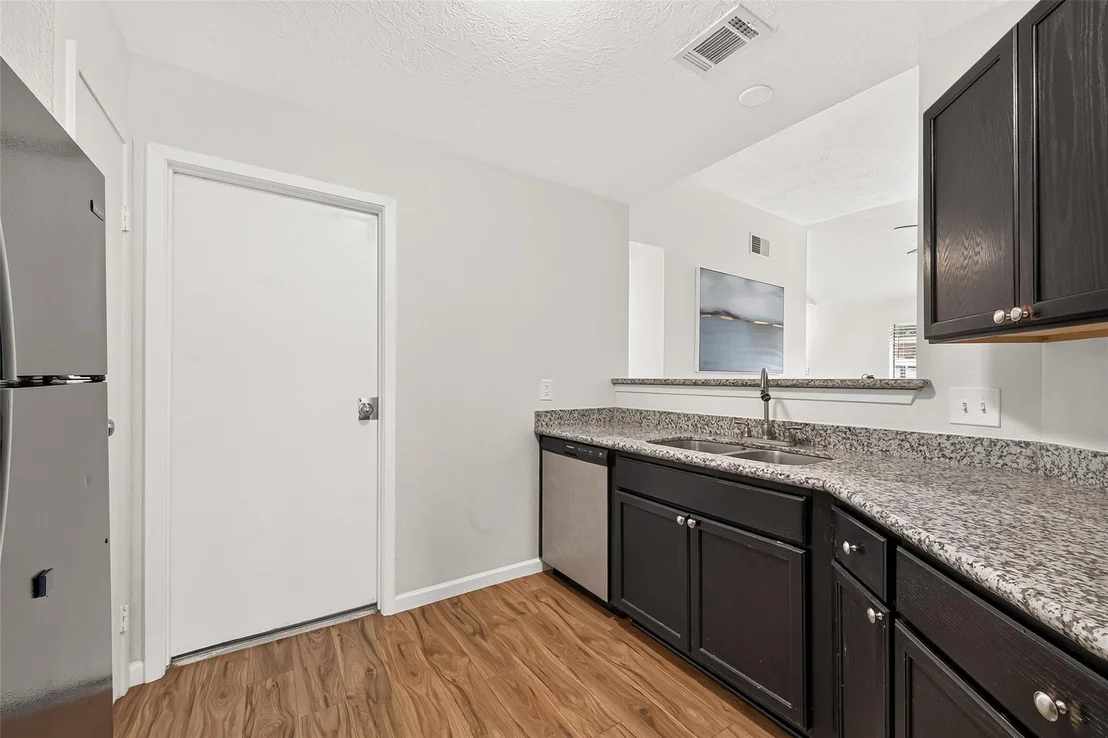Photo of 6718 Bluebottle Lane