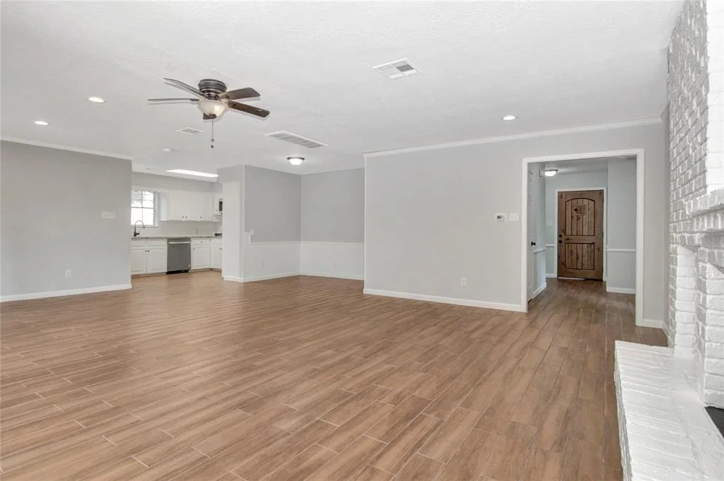 Photo of 427 Pebblebrook Drive