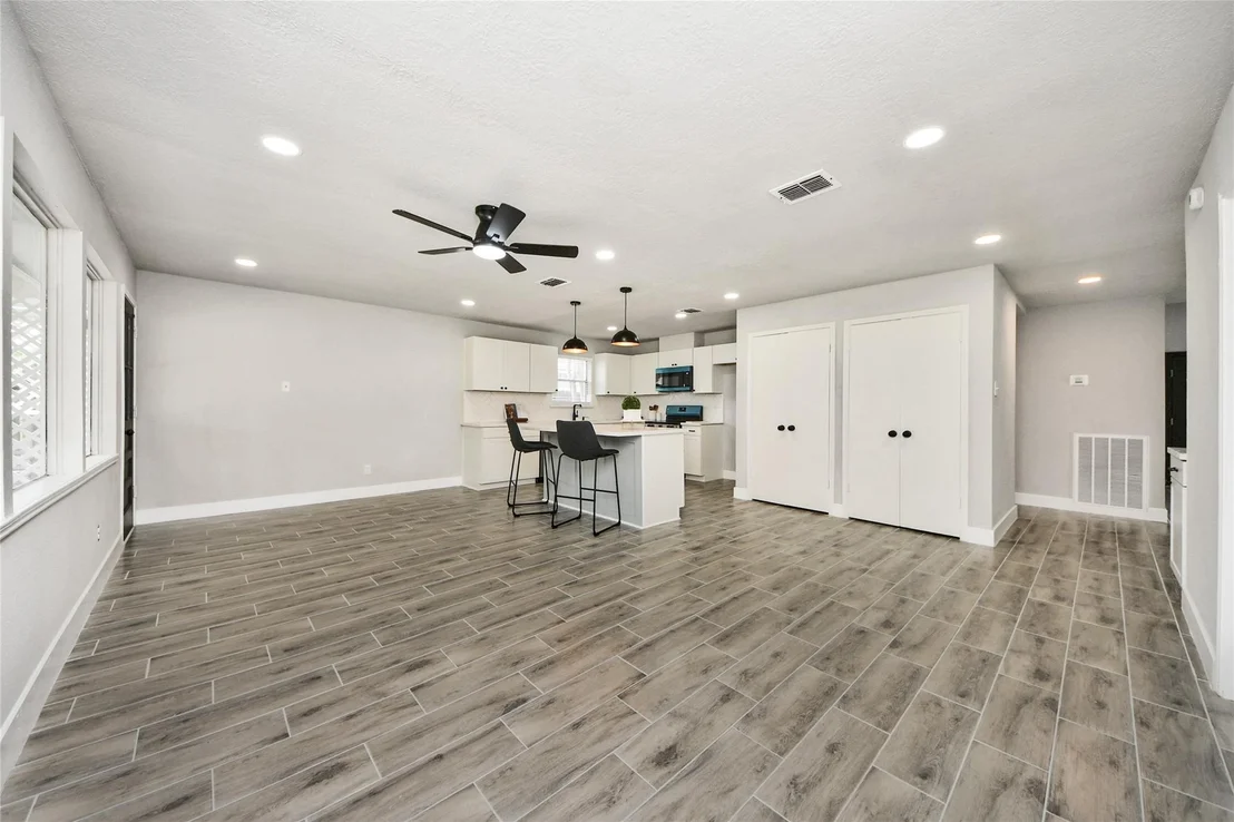 Photo of 22707 Fincastle Drive