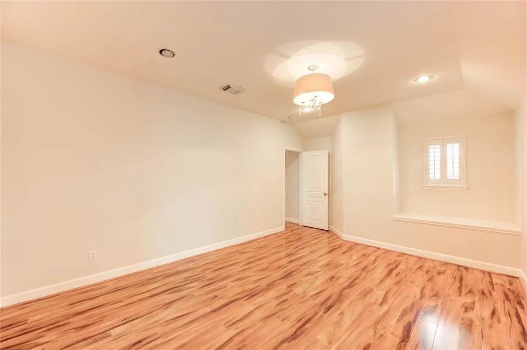 Photo of 14330 Ayers Rock Road