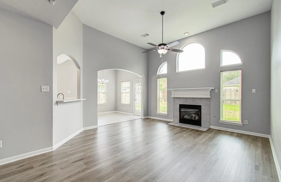 Photo of 19423 Bear Springs Drive