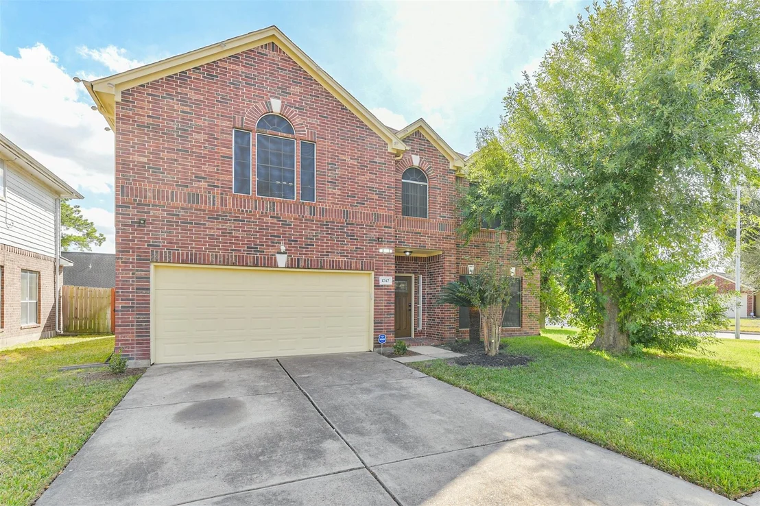 Photo of 1747 Rushworth Drive